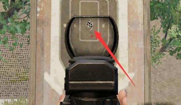 和平精英能压枪的配件