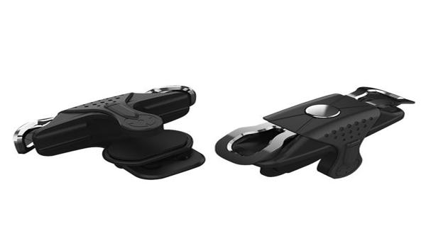 和平精英自动开枪辅助器