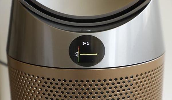 和平精英戴森黑辅助