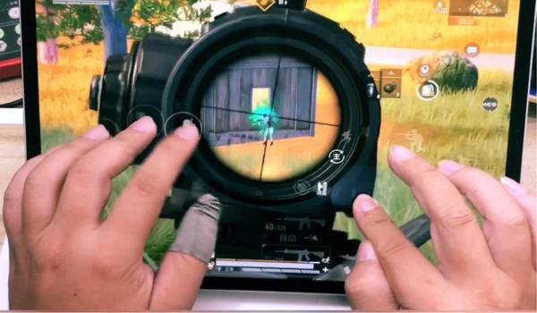 和平精英怎么样压枪的